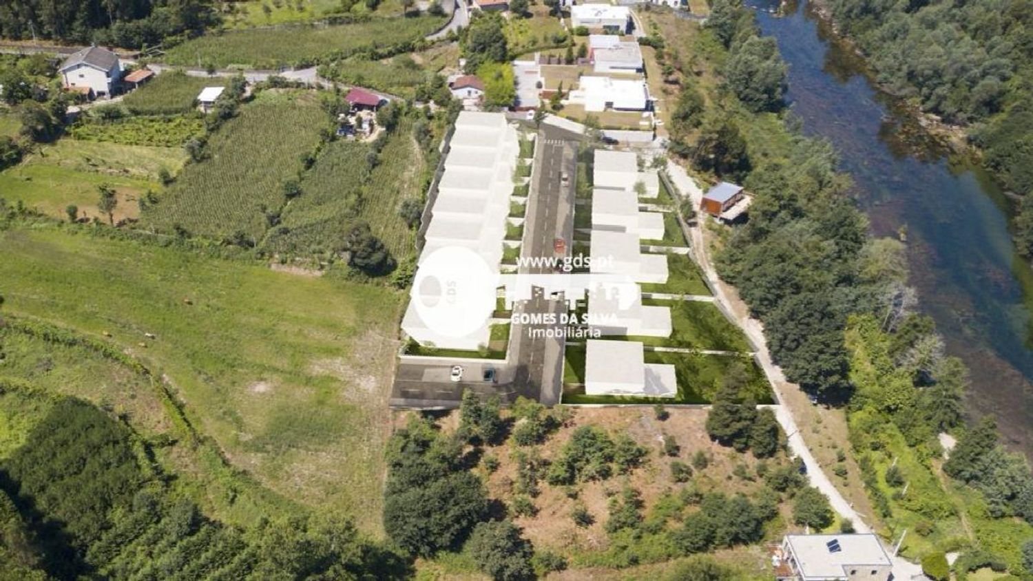 Terreno en Povoa de Lanhoso, Portugal 346 m² No. 80545