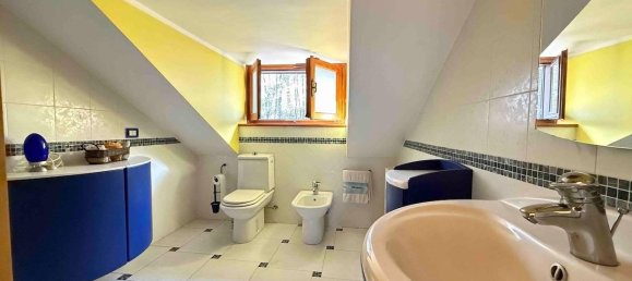 Villa de 9 habitaciónes en Val della Torre, Italy No. 144120 20