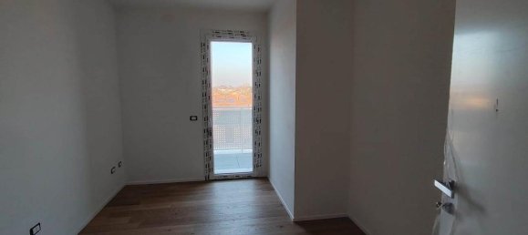 Пентхаус с 3 комнатами в Лимена, Италия № 18470 10