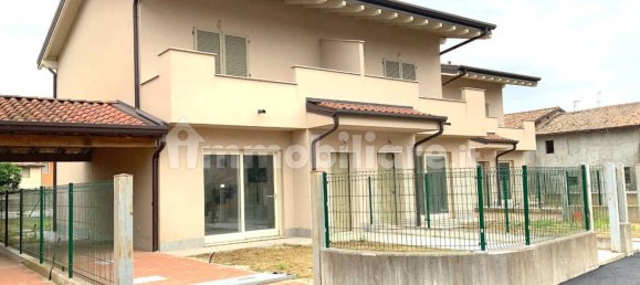 Вилла с 2 спальнями в Саннадзаро де Бургонди, Италия № 197129 2