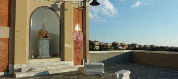 3 rooms Apartment in Massa, Italy No. 193011 5
