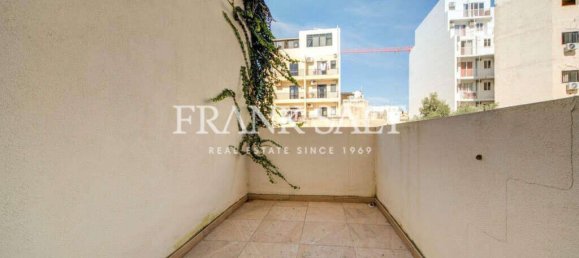 3 bedrooms Apartment in Gzira, Malta No. 7674 15