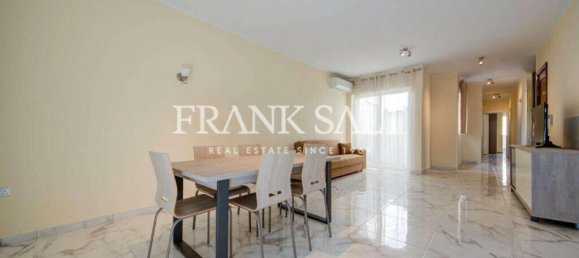 3 bedrooms Apartment in Gzira, Malta No. 7674 7