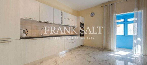 3 bedrooms Apartment in Gzira, Malta No. 7674 3