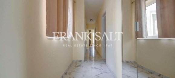 3 bedrooms Apartment in Gzira, Malta No. 7674 13