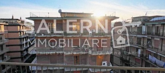 4 rooms Apartment in Salerno, Italy No. 37562 2