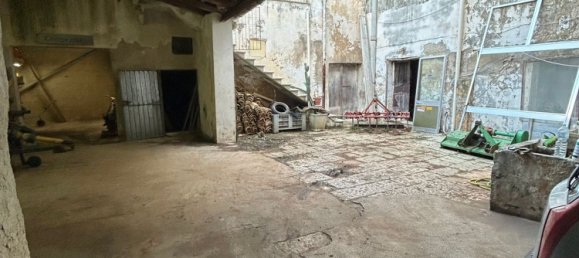 15 rooms House in Campobello di Mazara, Italy No. 251469 4