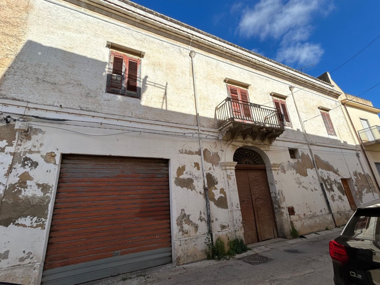 15 rooms House in Campobello di Mazara, Italy No. 251469