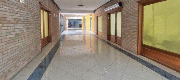 Propriété commerciale à Rocca San Giovanni, Italy 3595m² No. 372984 14