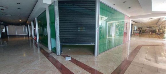 Propriété commerciale à Rocca San Giovanni, Italy 3595m² No. 372984 18