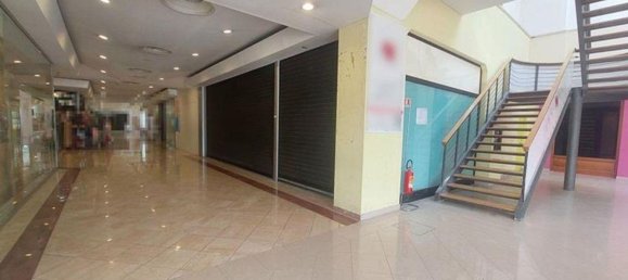 Propriété commerciale à Rocca San Giovanni, Italy 3595m² No. 372984 9