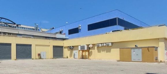 Propriété commerciale à Rocca San Giovanni, Italy 3595m² No. 372984 3
