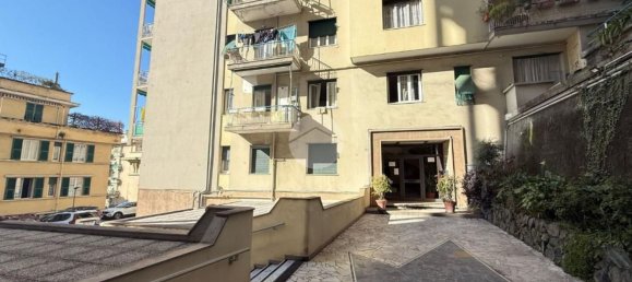 Квартира с 5 комнатами в Генуя, Италия № 158507 3