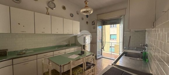 Квартира с 5 комнатами в Генуя, Италия № 158507 18