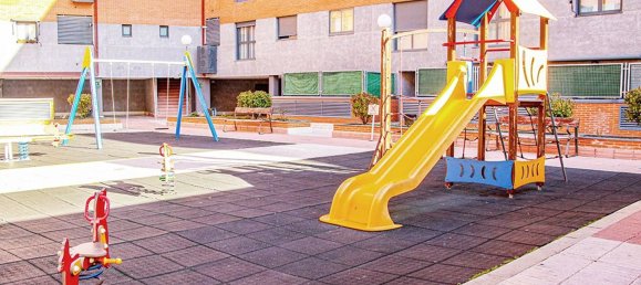 Квартира с 4 спальнями в Пинто, Испания № 155071 35