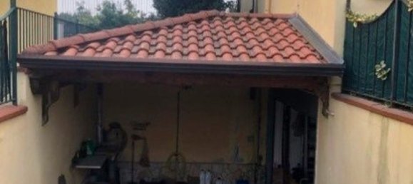 Villa de 8 divisões em Giugliano in Campania, Italy N.º 13791 11