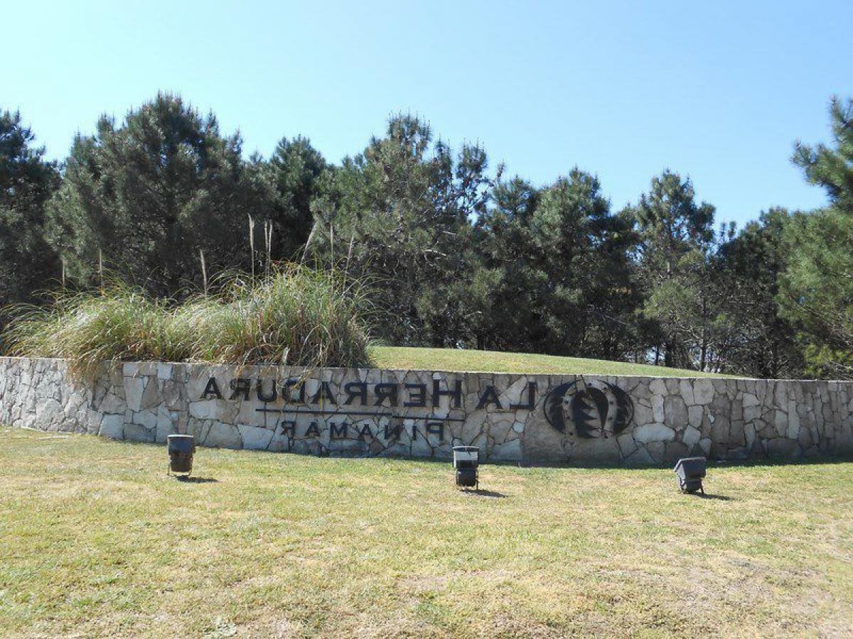  Land in Mar del Plata, Argentina No. 112428