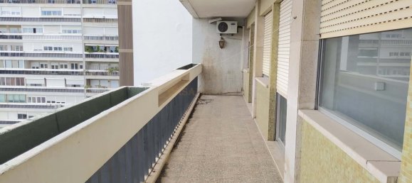 6 bedrooms Apartment in Lisbon, Portugal No. 117395 3