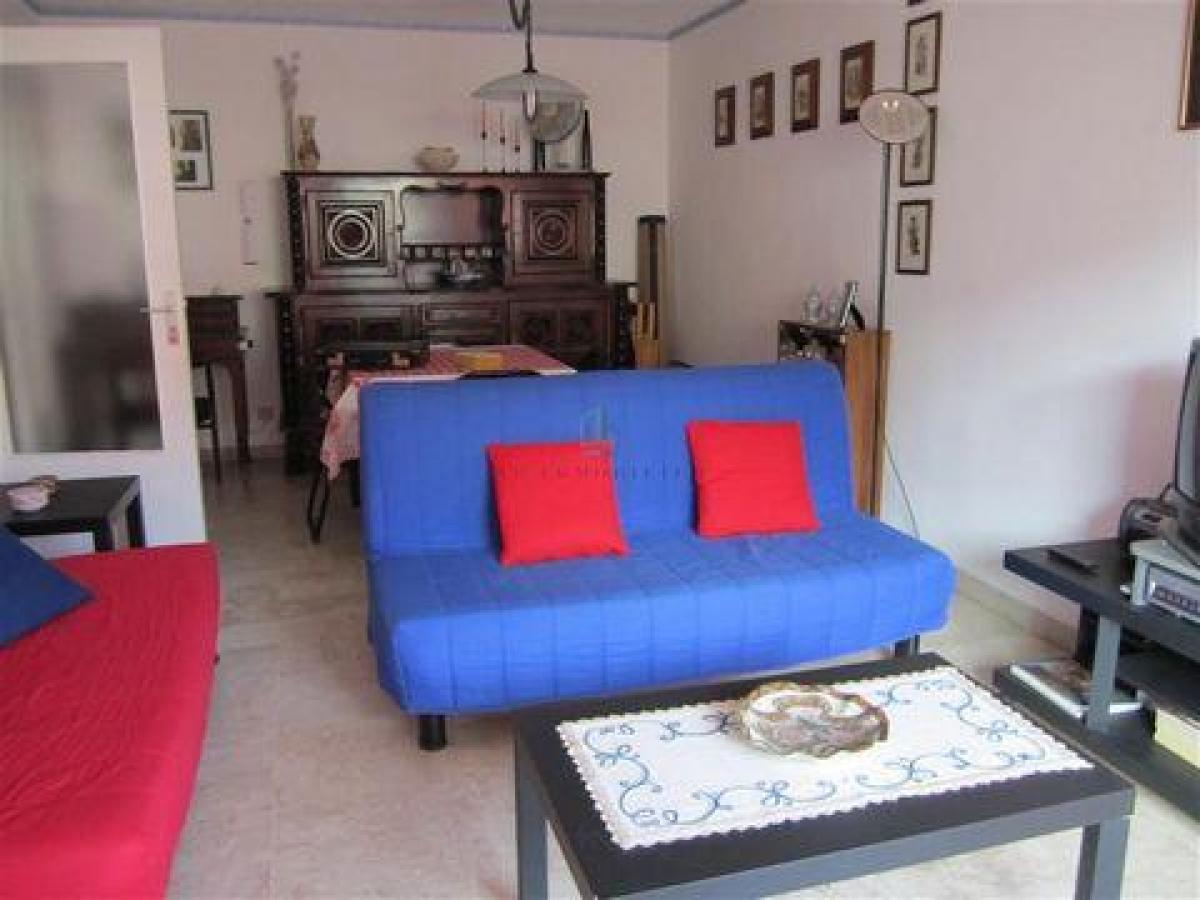 Studio à condo à Menton, France No. 9507