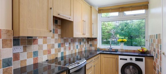 2 bedrooms House in London, United Kingdom No. 3785 4