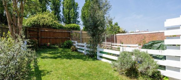 2 bedrooms House in London, United Kingdom No. 3785 3