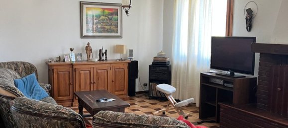 8-Zimmer Villa in Alfonsine, Italy, Nr. 131849 10