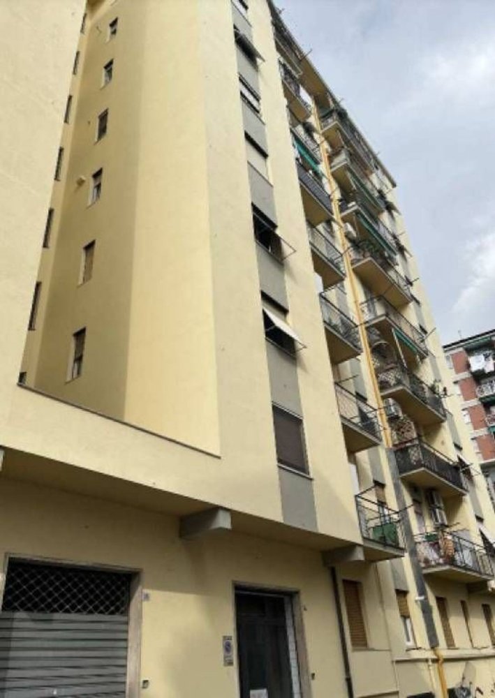 Apartamento de 3 divisões em Genoa, Italy N.º 236397