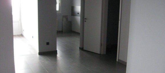 Квартира с 3 комнатами в Оффенбах, Германия № 277704 2