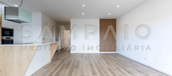 3 bedrooms Apartment in Fanzeres, Portugal No. 81638 2