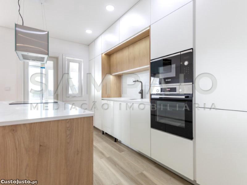 3 bedrooms Apartment in Fanzeres, Portugal No. 81638