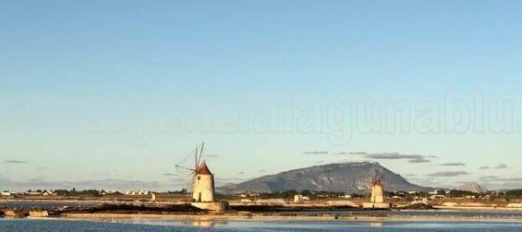 3 bedrooms House in Marsala, Italy No. 64495 5