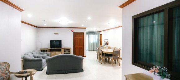 Кондоминиум с 2 спальнями в Клонг Тоэй, Таиланд № 63781 3