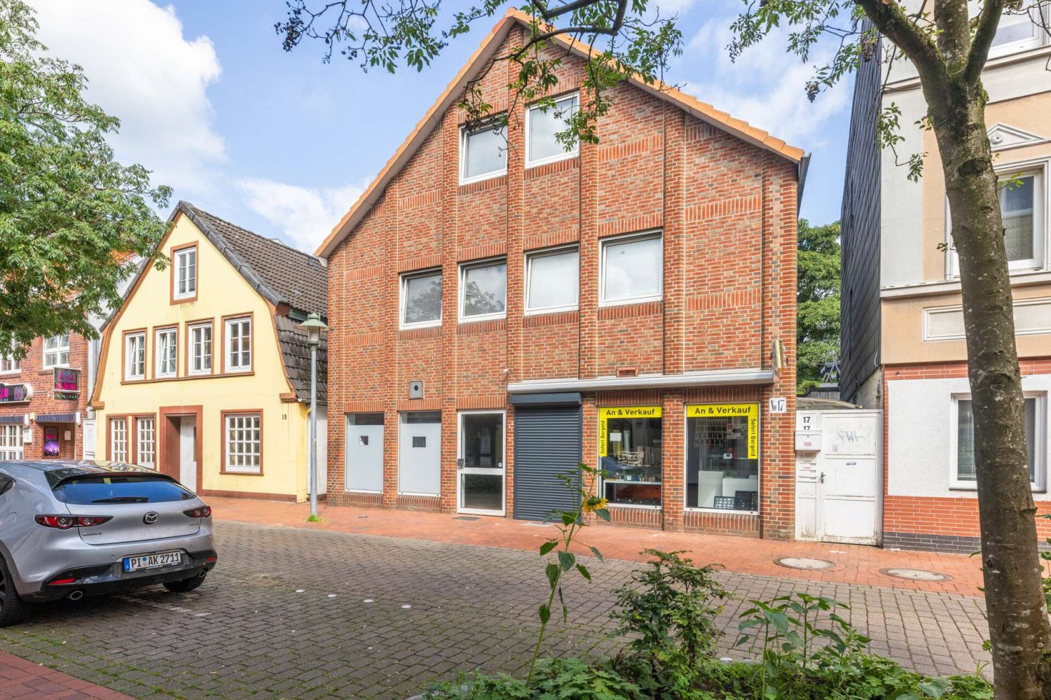 170m² Building in Pinneberg, Germany No. 315947