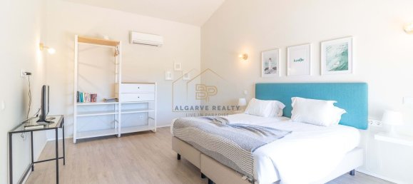 Casa de 3 dormitorios en Lagoa, Portugal No. 120311 19