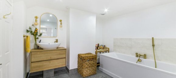 2 Schlafzimmer Haus in Epsom, United Kingdom, Nr. 9674 18