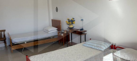 Квартира с 3 спальнями в Бари, Италия № 23694 21