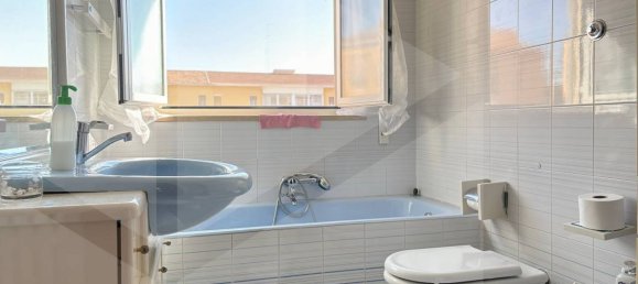 Квартира с 3 спальнями в Бари, Италия № 23694 19