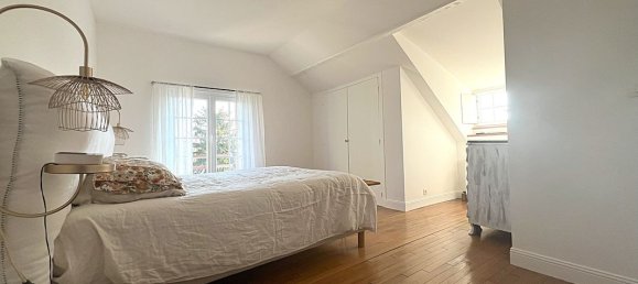 6 bedrooms House in Meaux, France No. 325327 9