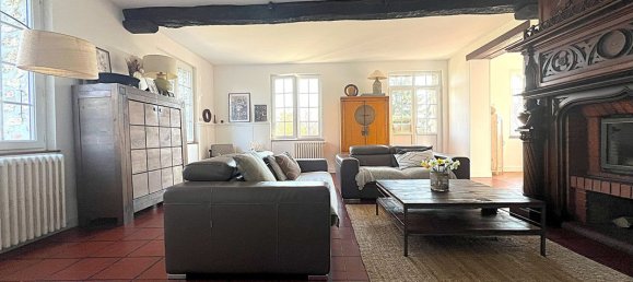 6 bedrooms House in Meaux, France No. 325327 7