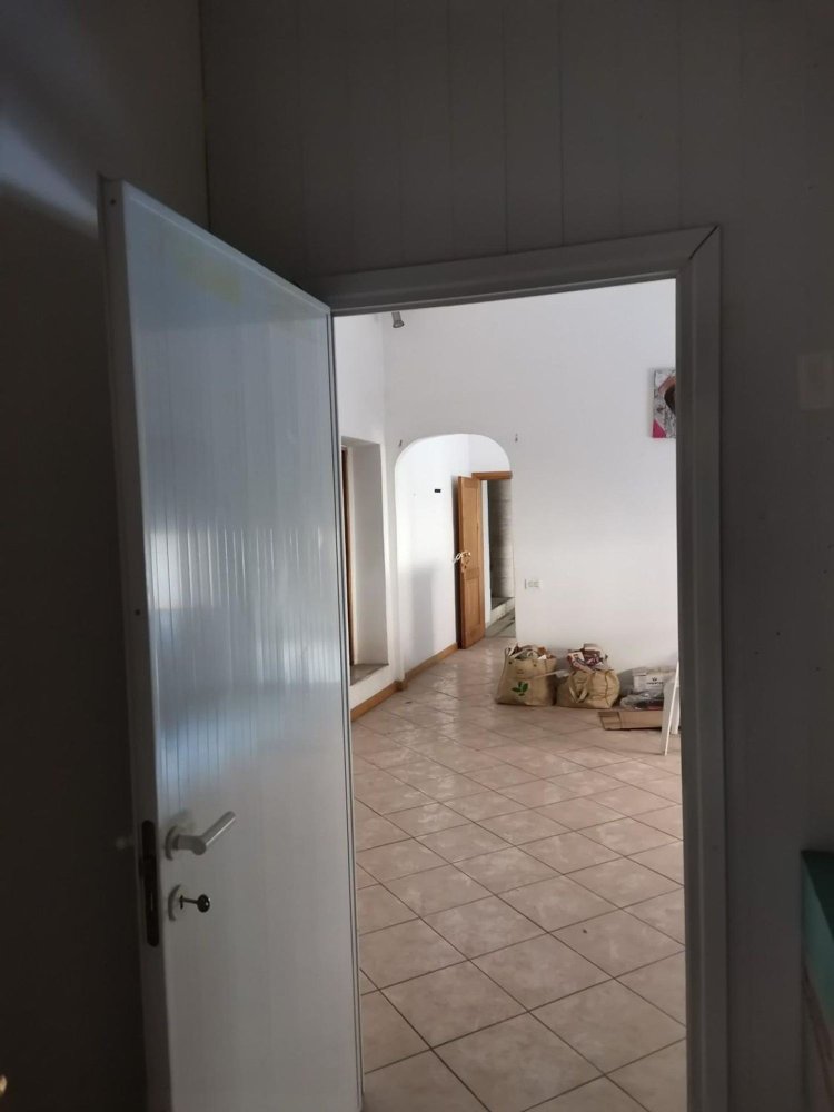 Lagerhaus in Poggibonsi, Italy 245m², Nr. 190219