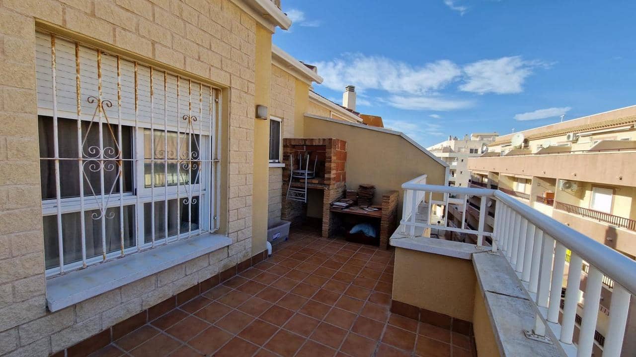 3 bedrooms Penthouse in Torrevieja, Spain No. 182961