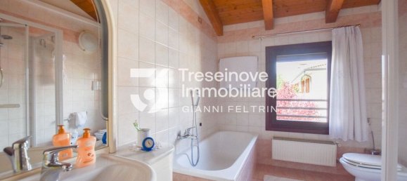 4 bedrooms Villa in Preganziol, Italy No. 318749 26