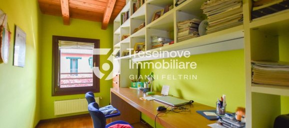 4 bedrooms Villa in Preganziol, Italy No. 318749 24