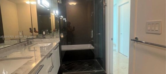 1 Schlafzimmer Gewerbliche Immobilien in Miami, USA, Nr. 614896 12