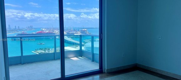 1 Schlafzimmer Gewerbliche Immobilien in Miami, USA, Nr. 614896 4