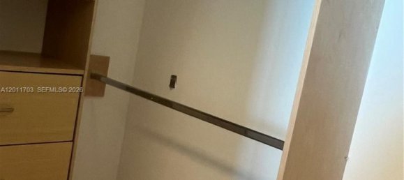 1 Schlafzimmer Gewerbliche Immobilien in Miami, USA, Nr. 614896 17