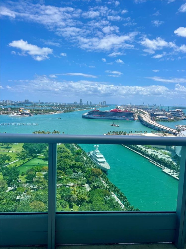 1 Schlafzimmer Gewerbliche Immobilien in Miami, USA, Nr. 614896
