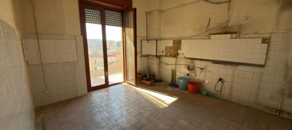 4 rooms Apartment in Giugliano in Campania, Italy No. 156061 10