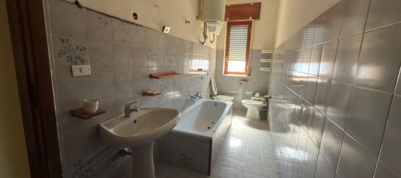4 rooms Apartment in Giugliano in Campania, Italy No. 156061 18