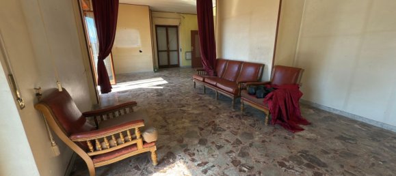 4 rooms Apartment in Giugliano in Campania, Italy No. 156061 7